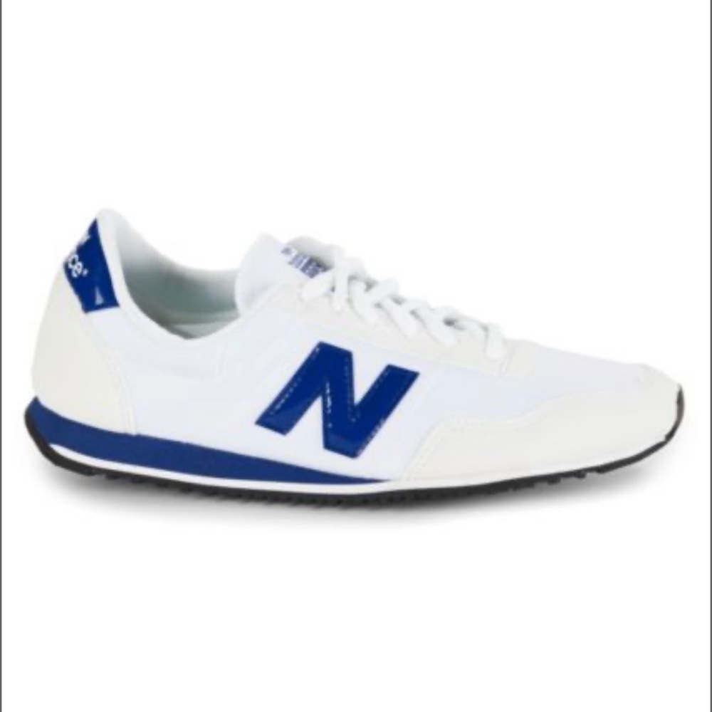New Balance Women's Sneakers in White and Blue